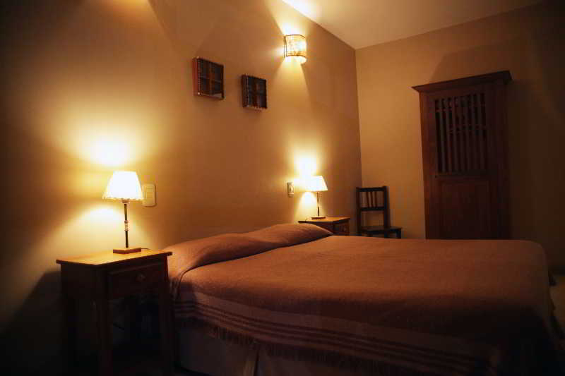 Iguazu Inn Hostel Пуэрто-Игуасу Экстерьер фото