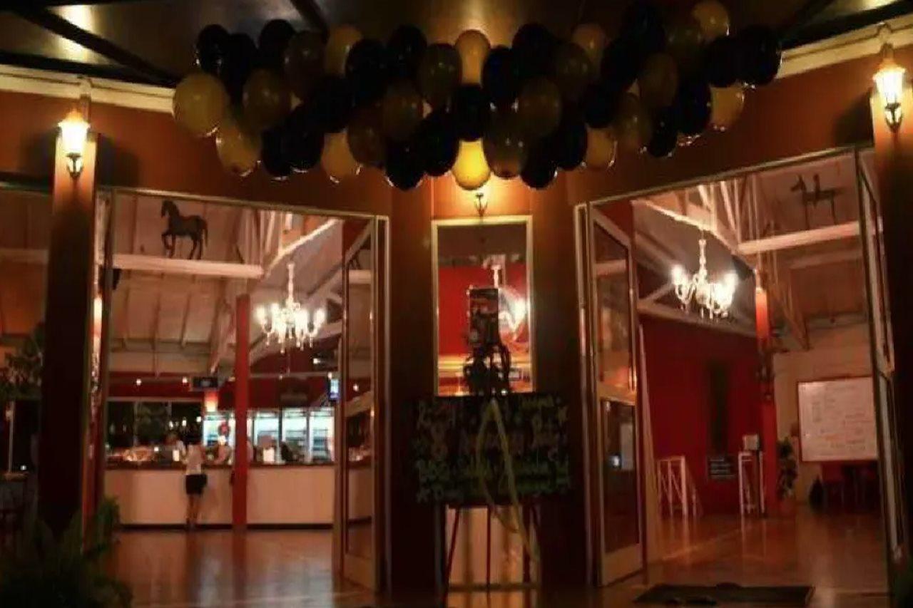 Iguazu Inn Hostel Пуэрто-Игуасу Экстерьер фото
