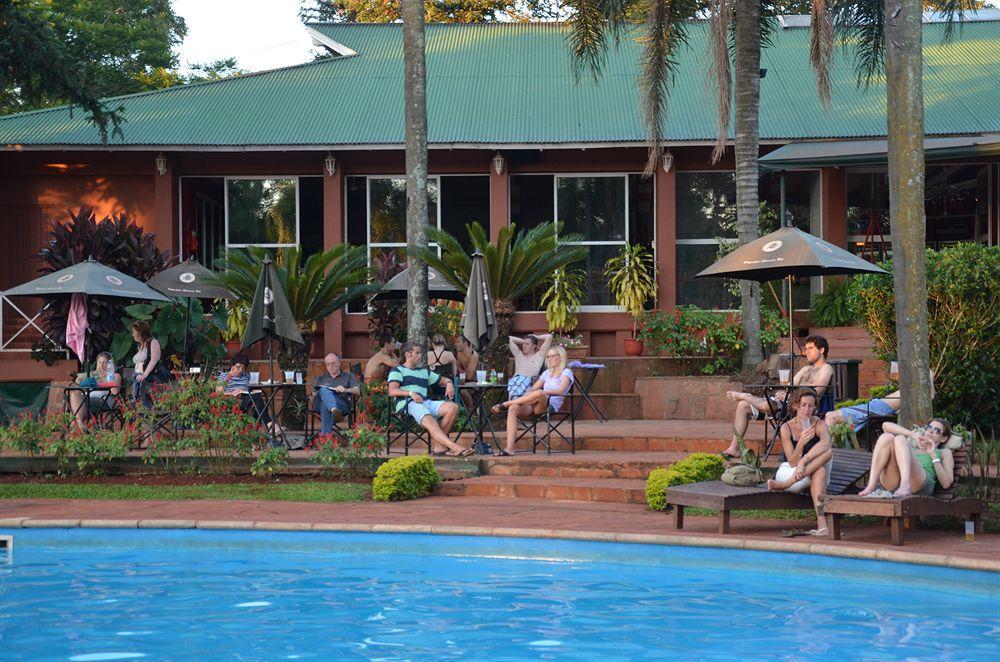 Iguazu Inn Hostel Пуэрто-Игуасу Экстерьер фото