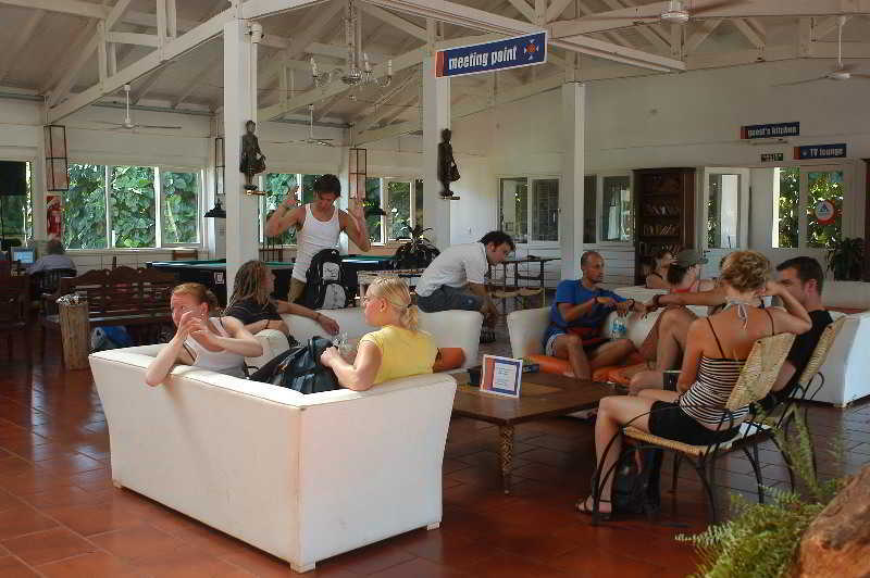 Iguazu Inn Hostel Пуэрто-Игуасу Экстерьер фото