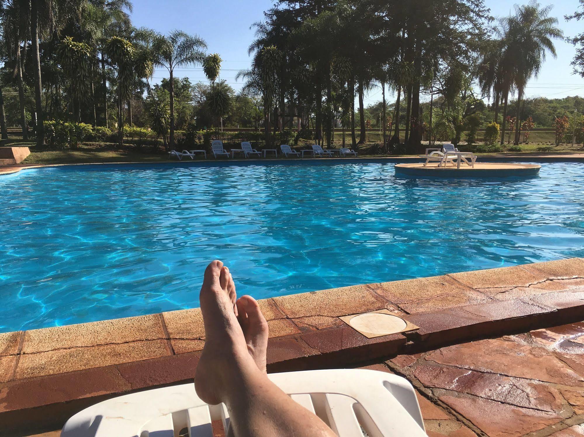 Iguazu Inn Hostel Пуэрто-Игуасу Экстерьер фото
